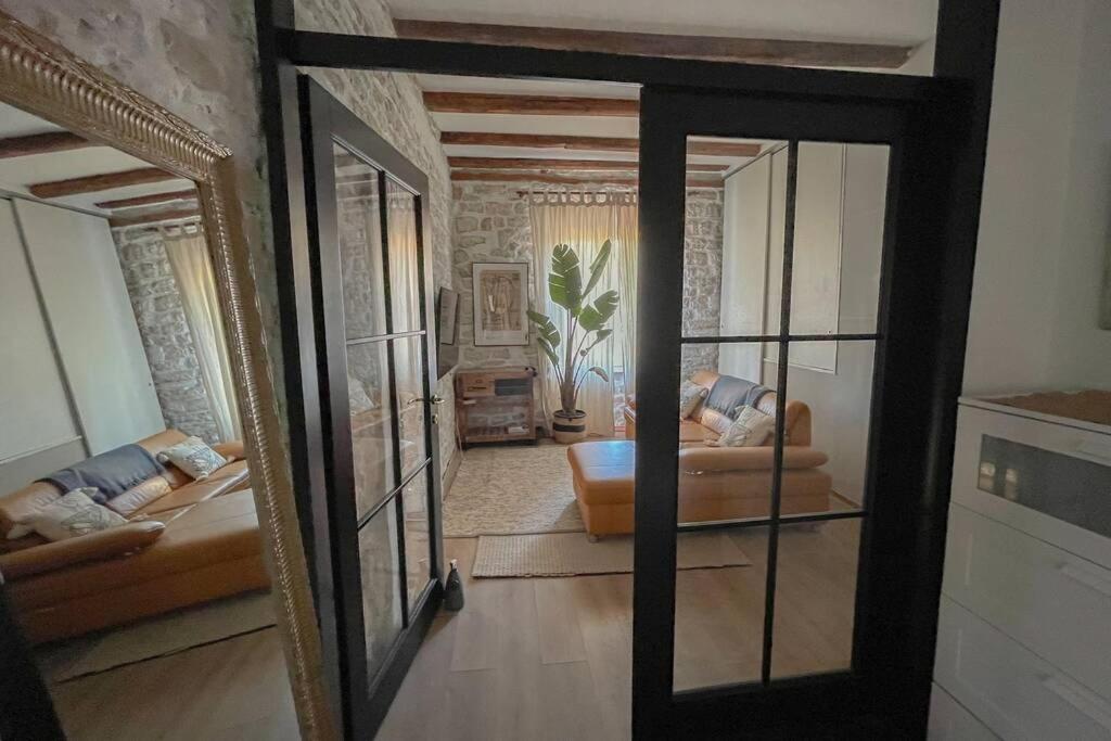 The Bungalow By The Sea In Historic Porec Old City Bagian luar foto