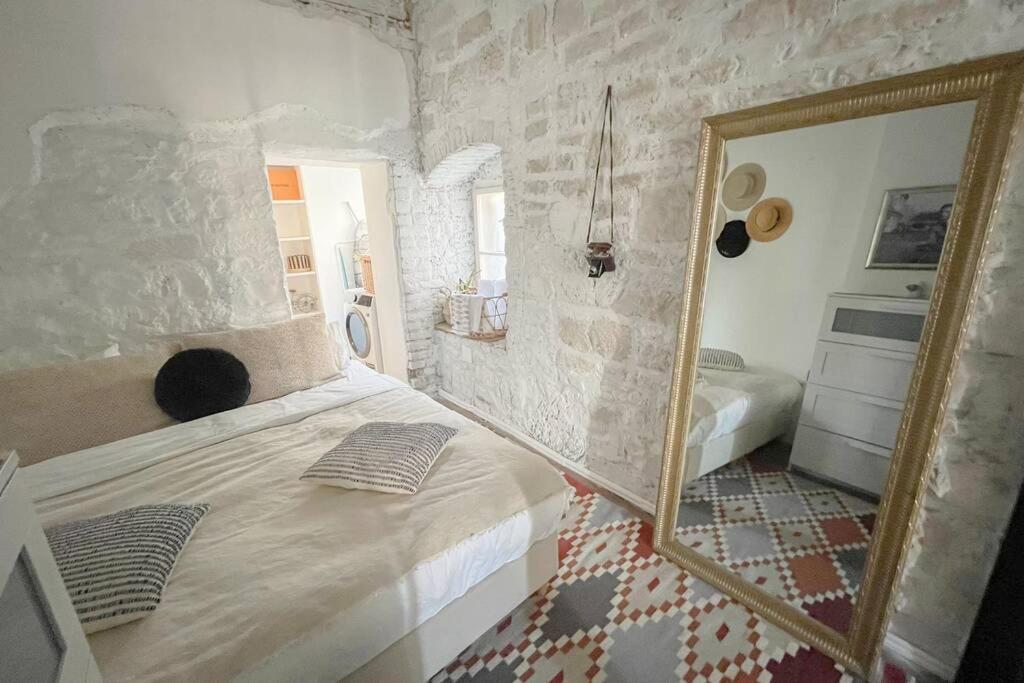 The Bungalow By The Sea In Historic Porec Old City Bagian luar foto